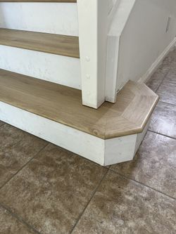 Vinyl Planks Floor