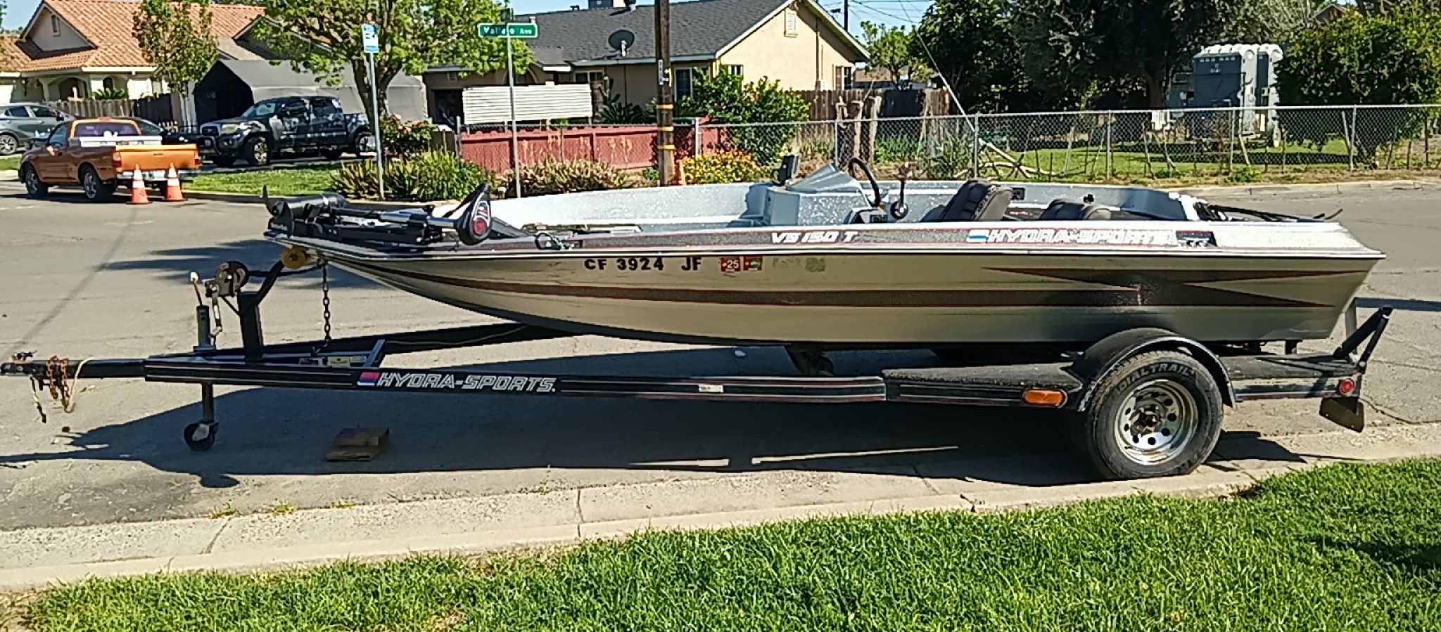 1990 Hydra-sports Trolling motor fish finder