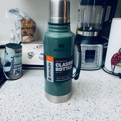 Brand New Insulated Thermos 