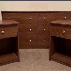 Dresser And 2 Nightstands 