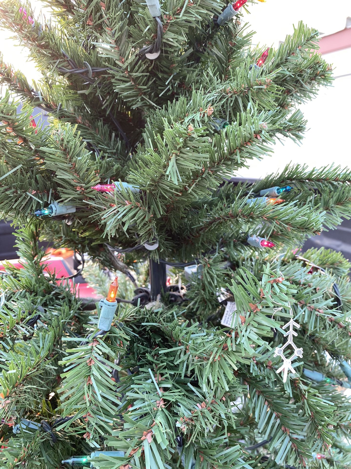 4 ft tall perlite Christmas tree for Sale in Visalia, CA OfferUp