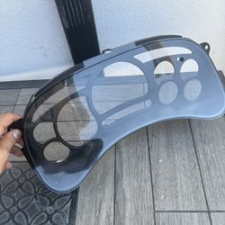 03-06 Silverado Cluster Lens
