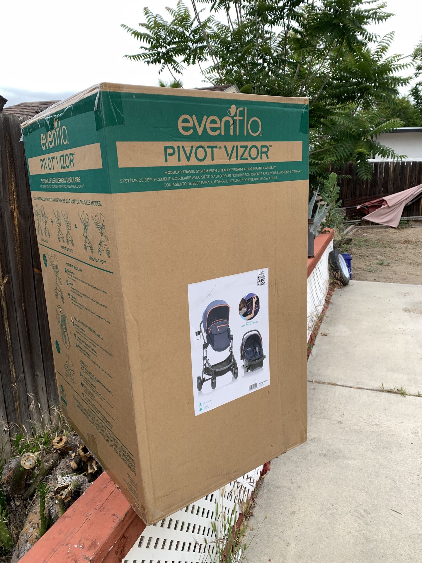Evenflo Pivot Vizor Travel System
