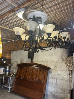 Ceiling lamps