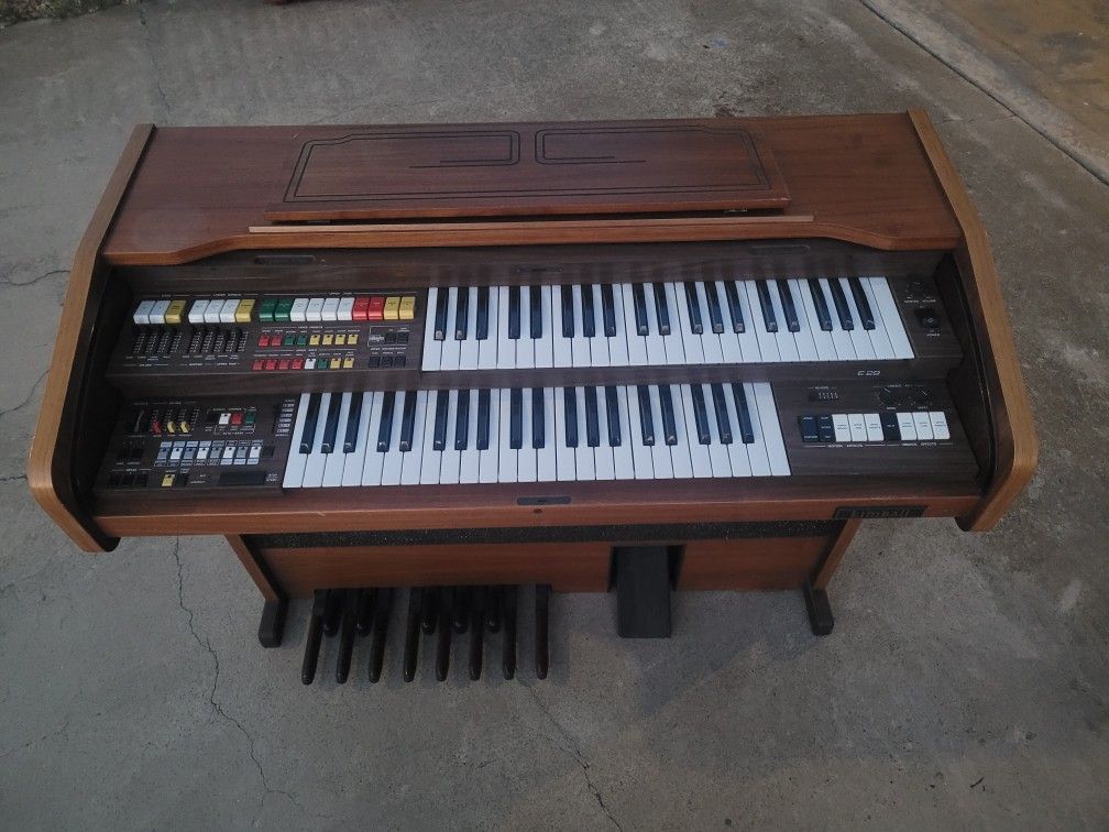 Kimball Organ By Elka E29