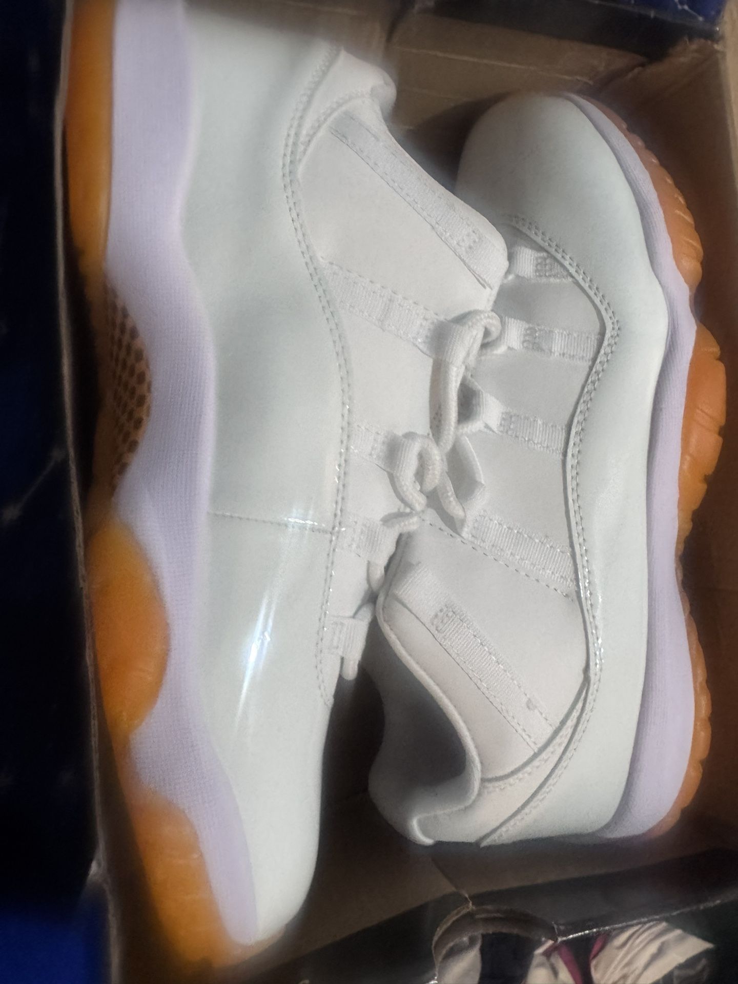 Jordan 11 Low Citrus Men’s Sz 12