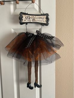 HALLOWEEN SIGN