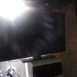 39 Inch Insignia Tv
