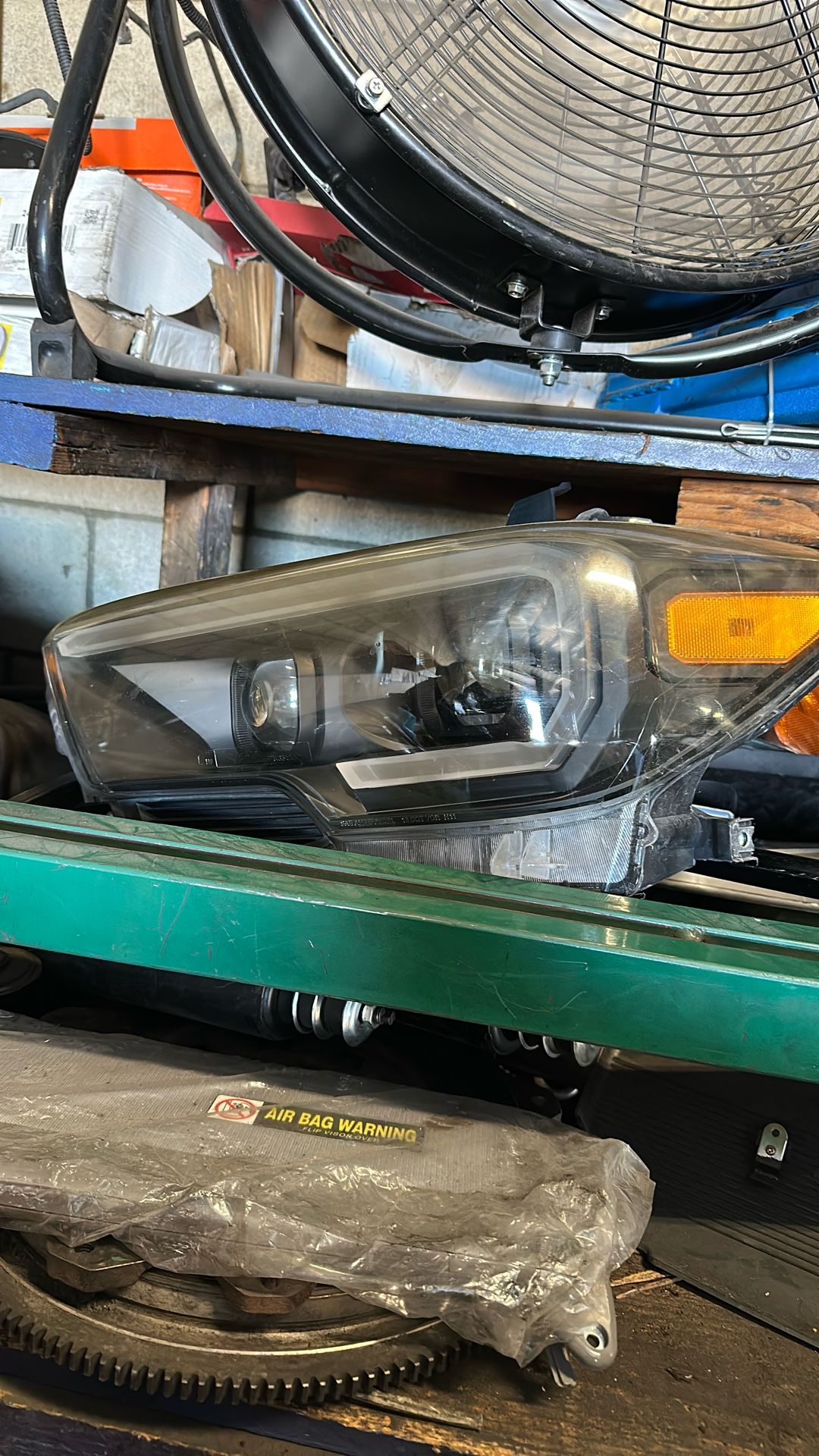 Tacoma Headlights 100
