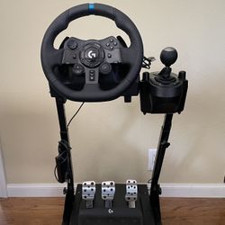 Logitech G923 Gaming Sim Racing Wheel, Pedals and Shifter!