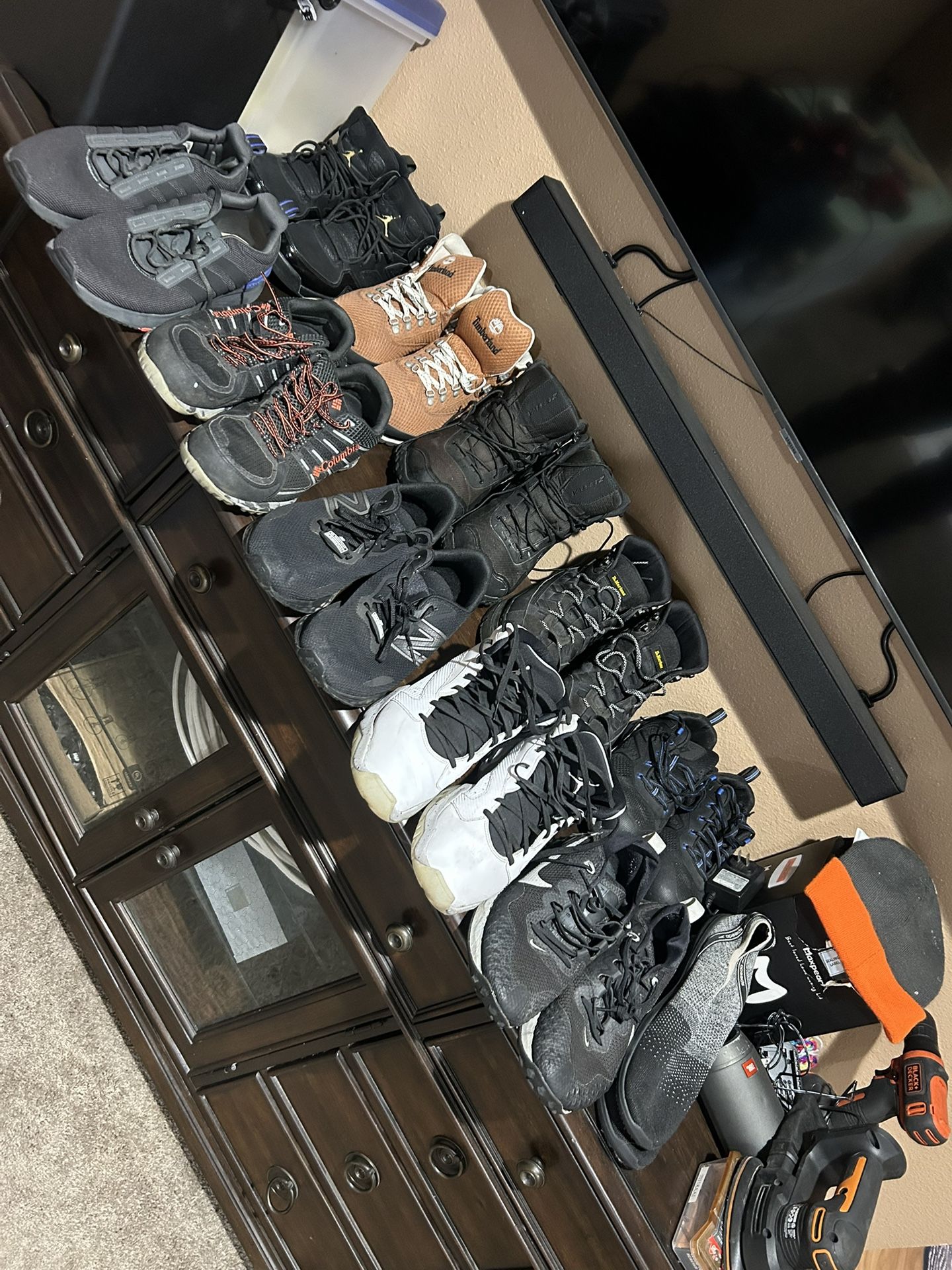 Vendo 11 Pares De Zapatos En Muy Buenas Condiciones Size 11,,, Y 11. 1/2. X $ 595.