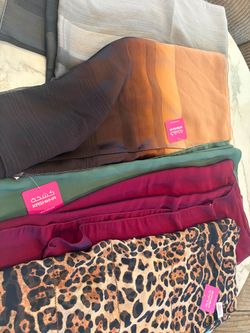 Beautiful manadeel and scarfs for all occasions. Text for price details