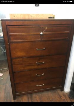 $75   Dresser    $75