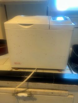 Regal bread maker