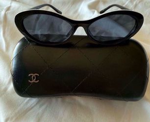 Chanel Black Cat-Eye Sunglasses with Case