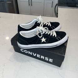 Converse Black And White Size 9.5