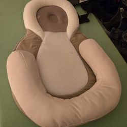 Infant Lounge Pillow