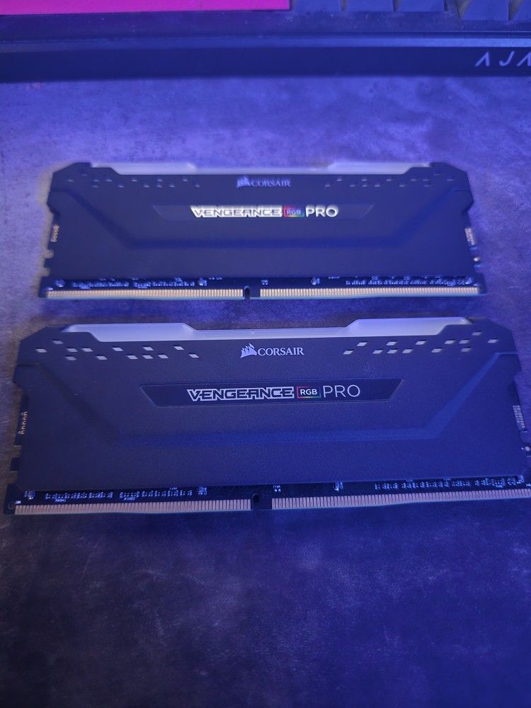 corsair vengeance rgb pro