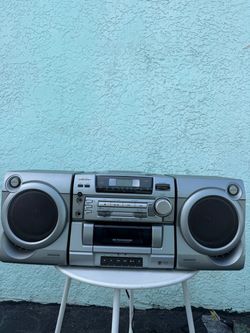 Aiwa CA-D230U Boombox CD Cassette AM/FM Stereo – Fully Tested Working