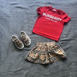 Burberry Girls outfit 