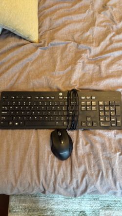 Wired Keyboard and wireless mouse