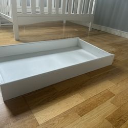 Changing table topper