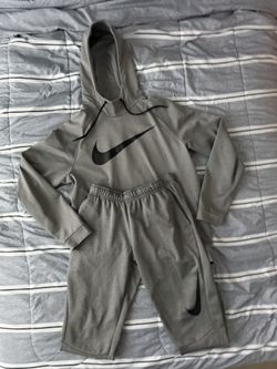 Nike Dri-Fit Full Sweats Set (Pullover Hoodie Size L and Jogger Sweatpants Size M)