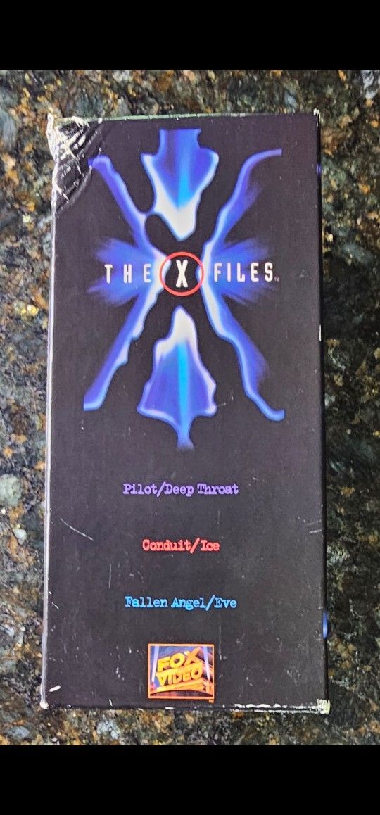 The X-Files (1996) VHS 3-Tape Box Set