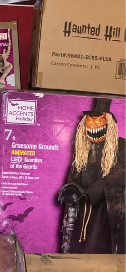 Home Accents Holiday 7ft Animated LED Guardian of the Gourds