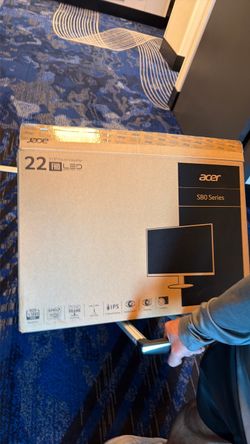 Monitor - almost brand new