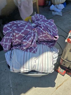 Free full tote with bed sheets