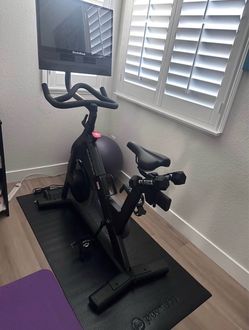 Nordic Track S24 bike