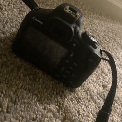 Canon 2000D