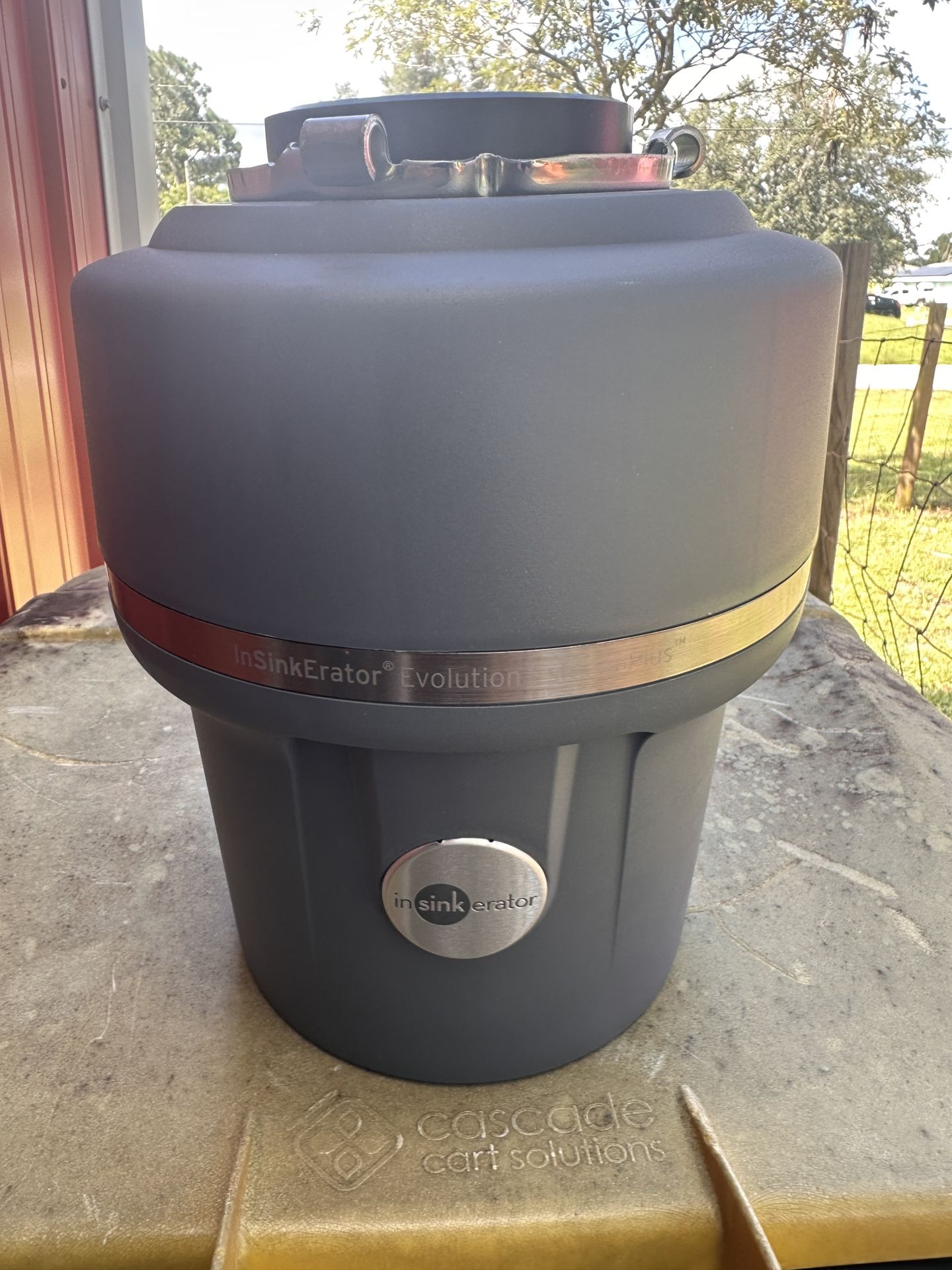 Insinkerator 5/8 HP Kitchen Garbage Disposal