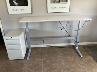 Electric Adjustable Desk