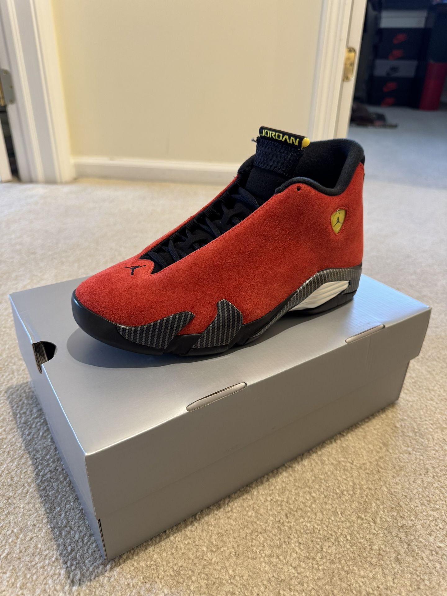 DS Air Jordan 14 “Ferrari” Size 8.5