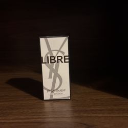  Yves Saint Laurent's iconic floral fragrance for women, symbolizing freedom with notes of French lavender, Moroccan orange blossom, musk, and vanilla