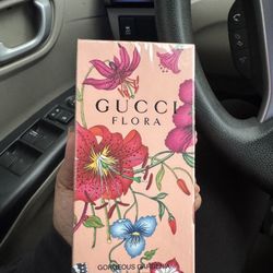 Gucci Flora Perfume 