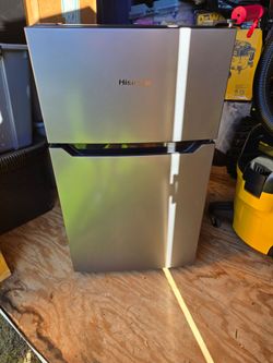 Mini Fridge with Freezer