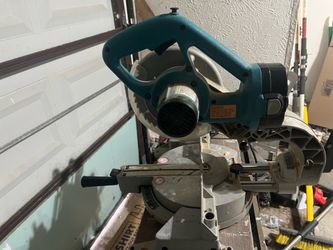 Makita mitre saw