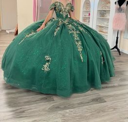 Emerald Green Quinceañera Dress