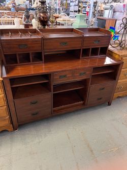 Desk buffet 2pc set (in store)