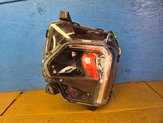 Traverse 2022 2023 2024 headlight