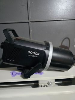 Godox ms300v