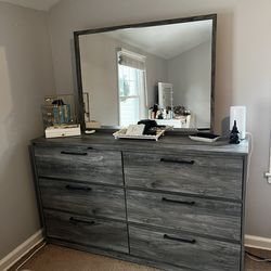 Gray 2 pc Bedroom Set (Dresser, Bed Frame)