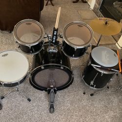 Complete Ludwig Drum Kit
