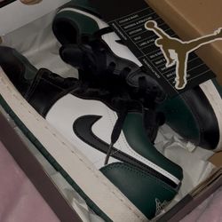 Jordan 1 Low ‘Green Toe 