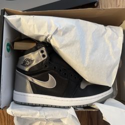 Women’s Jordan 1 Retro. NIKE New