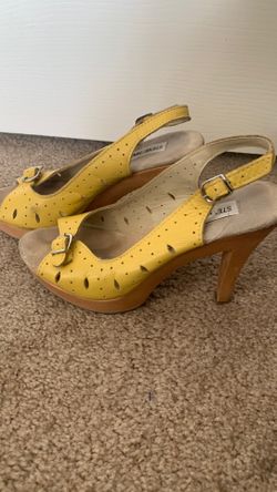 Vintage Pin-up Steve Madden sling-back heels sz 7