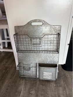 $10-Metal Wall Hanging